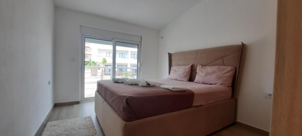 Studio Apartments Jupo ウルツィニ エクステリア 写真