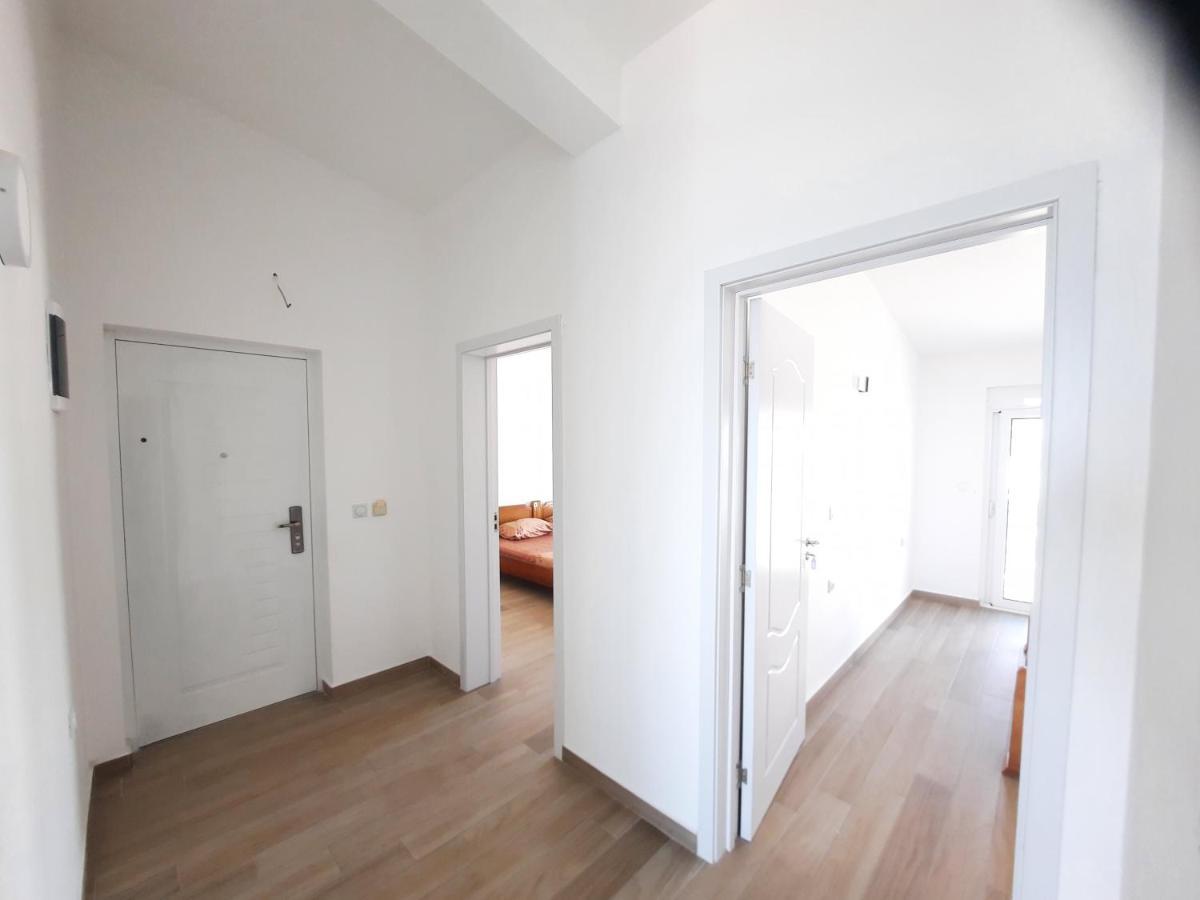 Studio Apartments Jupo ウルツィニ エクステリア 写真
